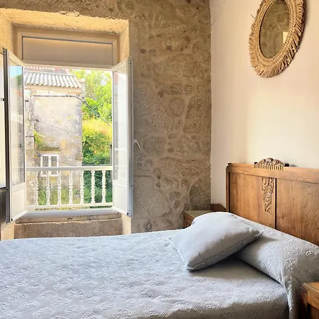 Casa Rua Nyaraló Lira