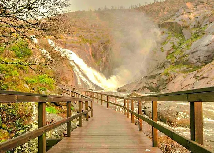 Casa Rua Lira (A Coruna)